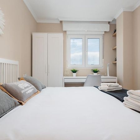 In The Historic Center Of Malaga, Very Close To The Beach And The Ave Train Station, With Private Parking Exteriör bild