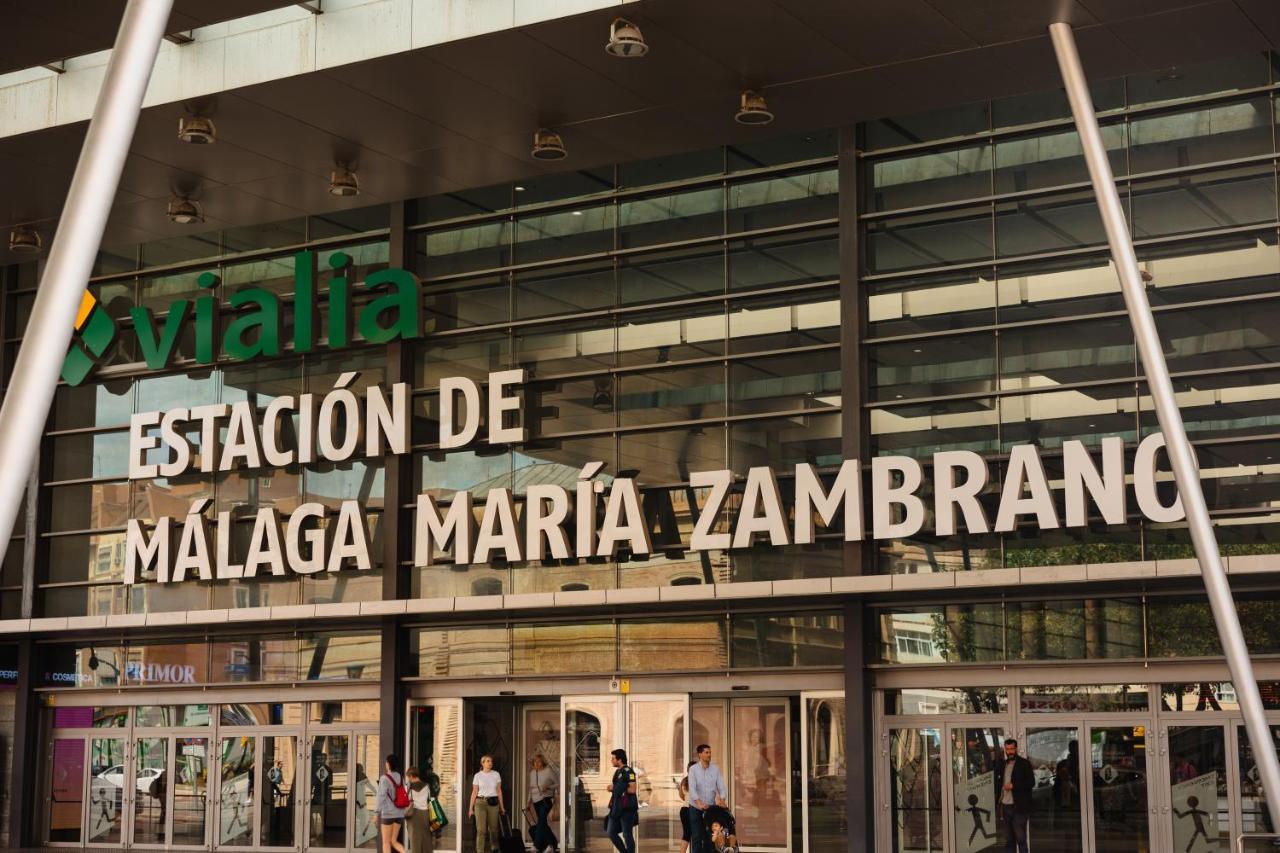In The Historic Center Of Malaga, Very Close To The Beach And The Ave Train Station, With Private Parking Exteriör bild