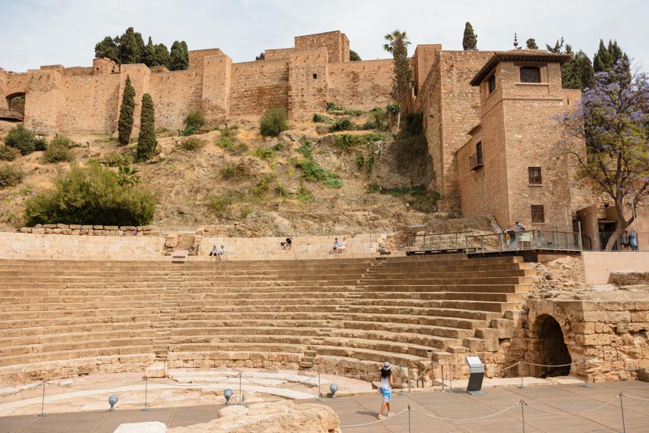 In The Historic Center Of Malaga, Very Close To The Beach And The Ave Train Station, With Private Parking Exteriör bild