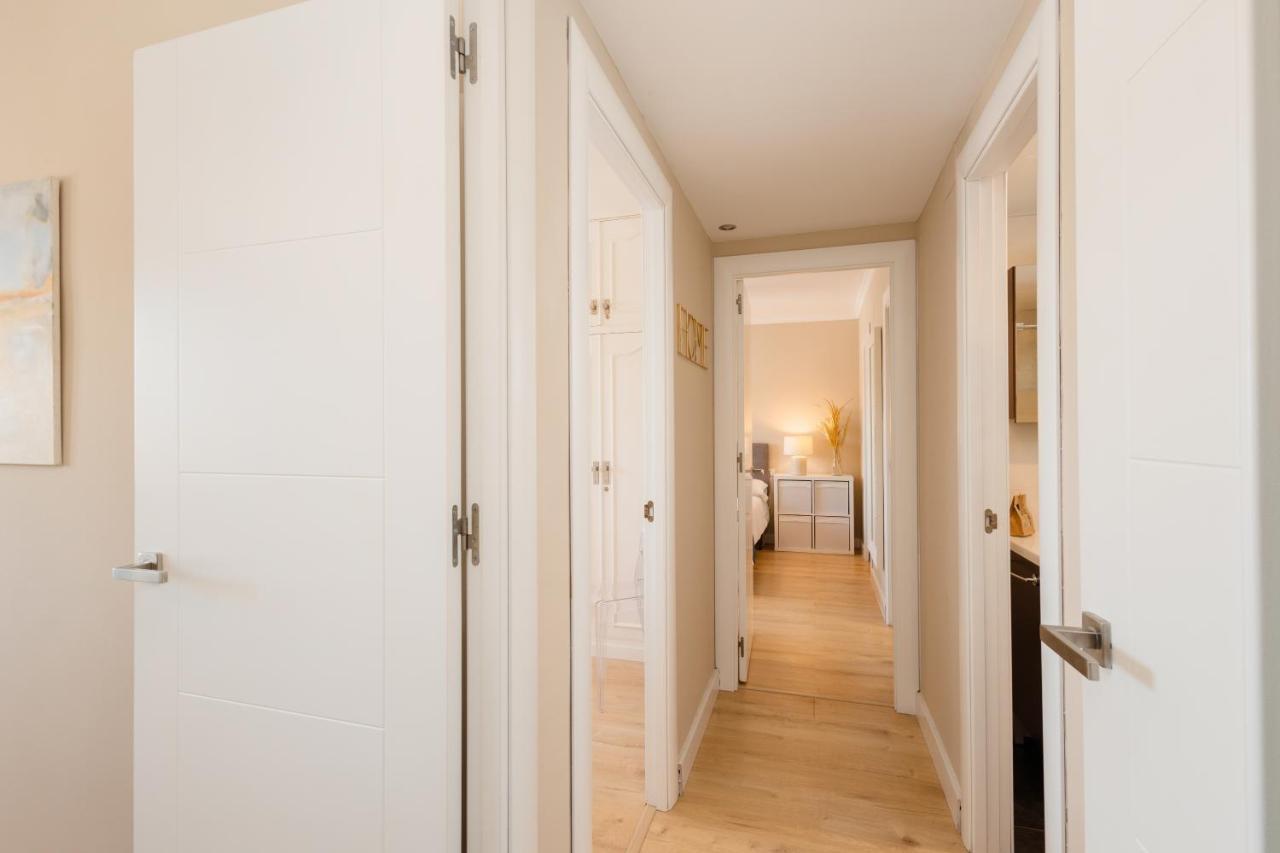 In The Historic Center Of Malaga, Very Close To The Beach And The Ave Train Station, With Private Parking Exteriör bild